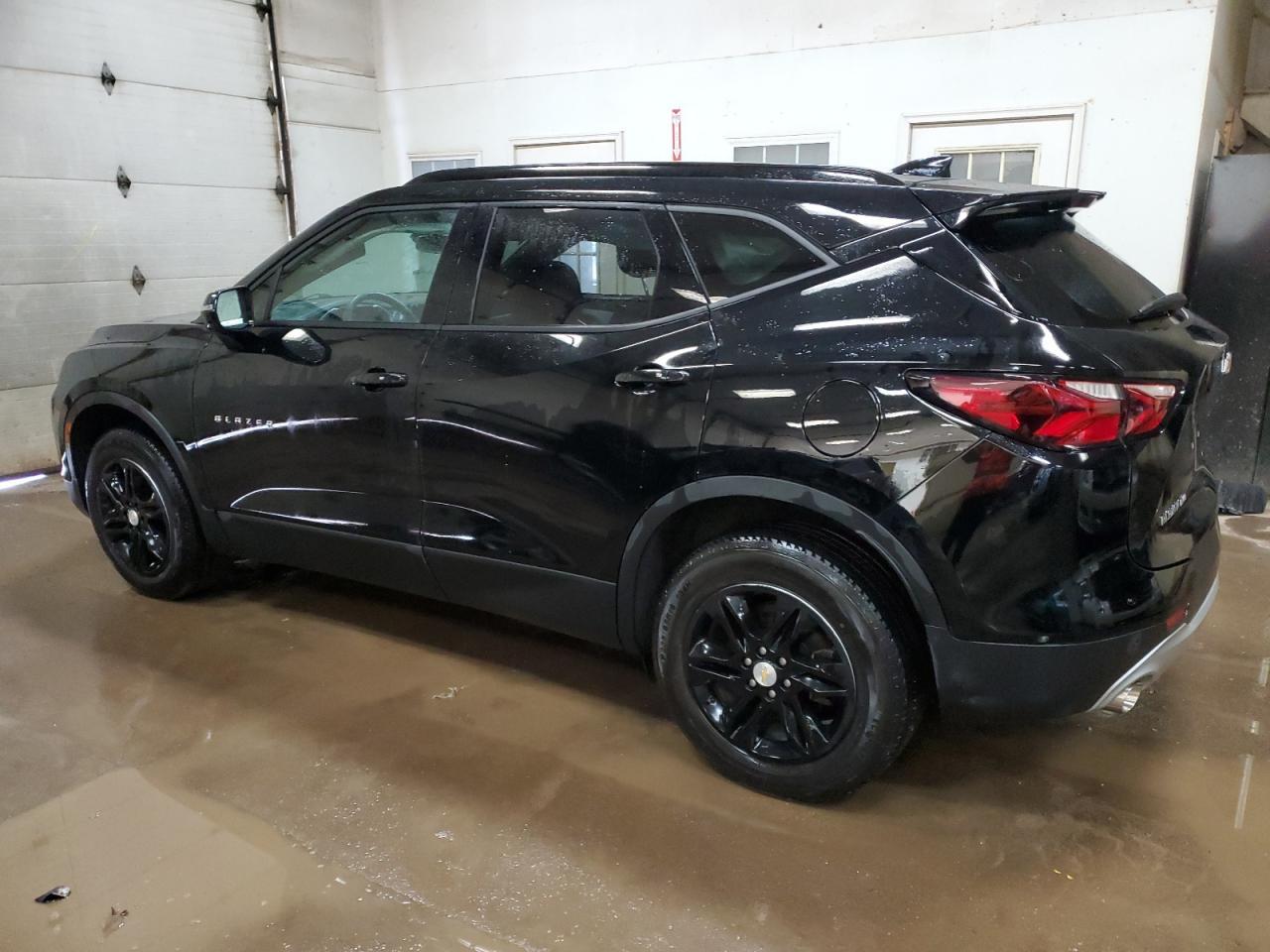 2021 CHEVROLET BLAZER 2LT - Image 2