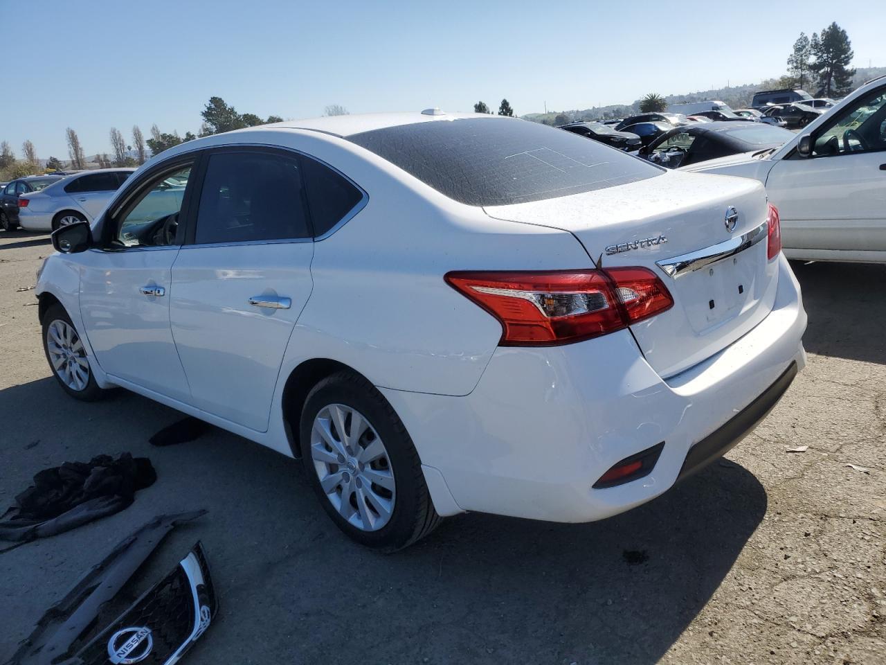 2016 NISSAN SENTRA S - Фото 2