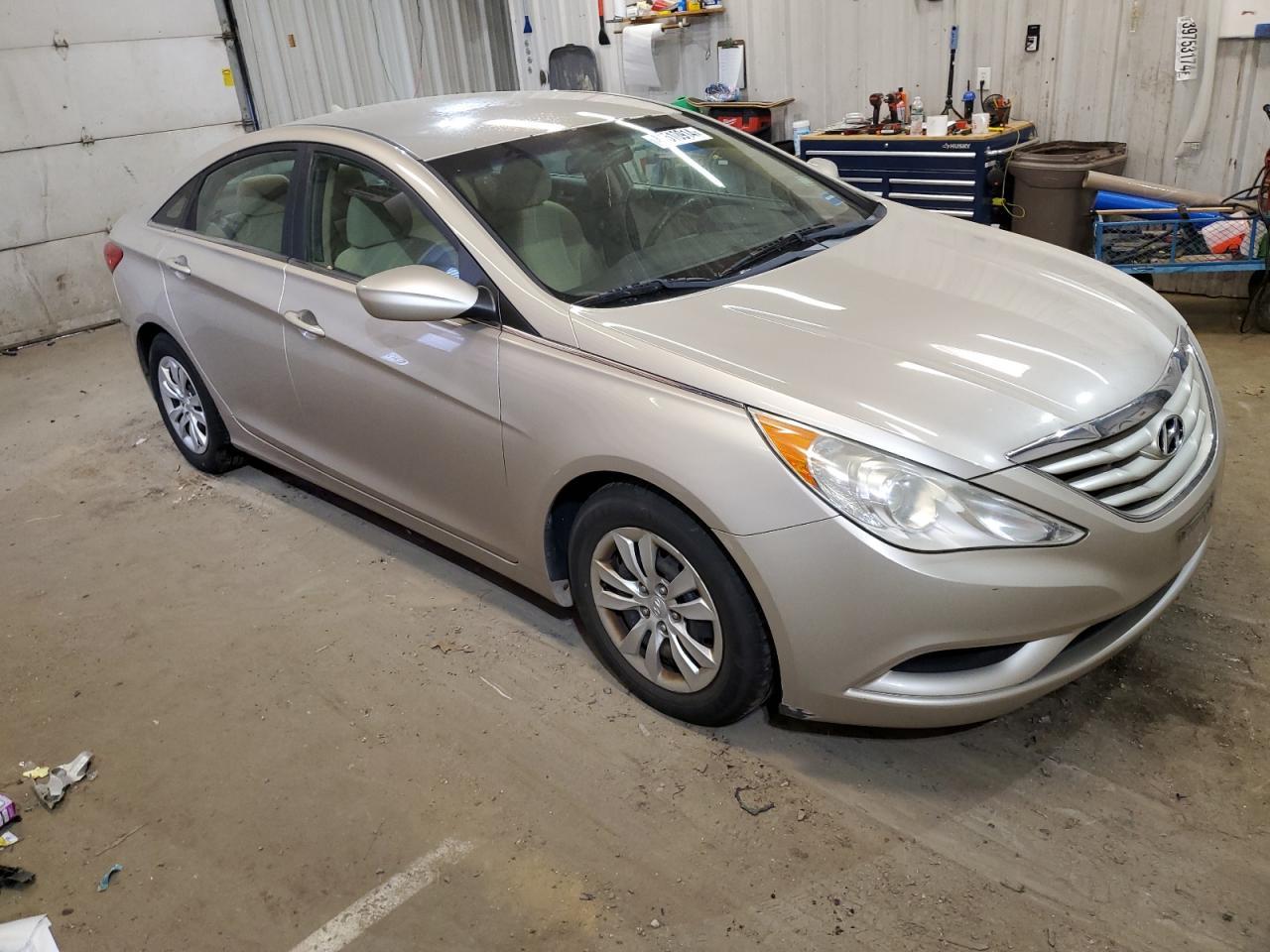 2011 HYUNDAI SONATA GLS - Image 4