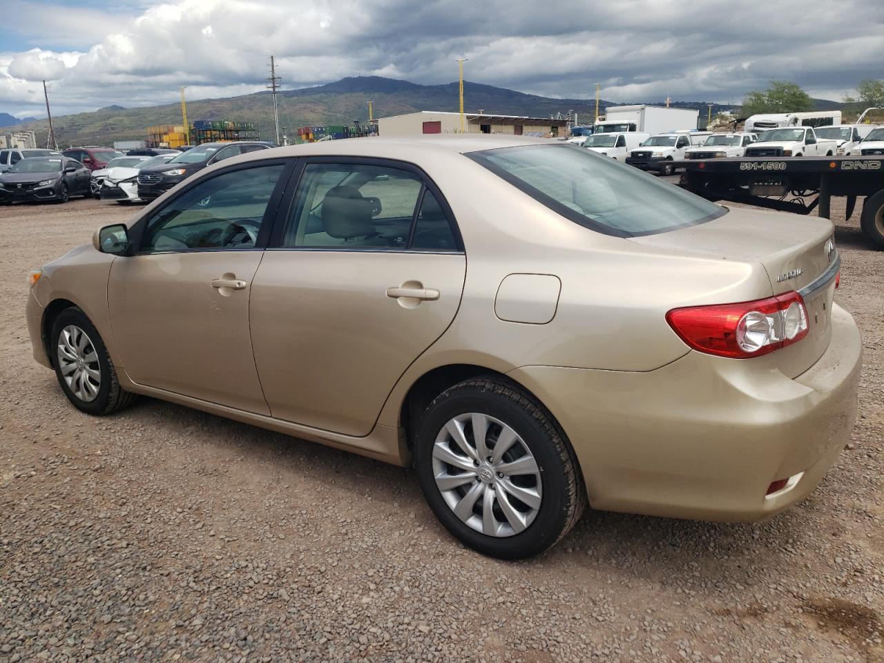 2013 TOYOTA COROLLA BA - Фото 2