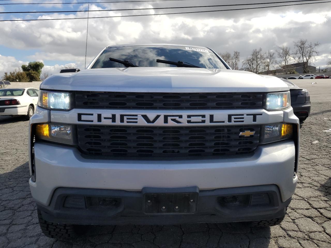 2019 CHEVROLET SILVERADO - Image 5