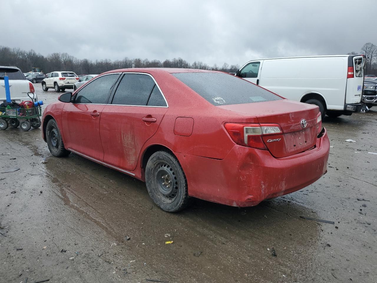 2013 TOYOTA CAMRY L - Фото 2
