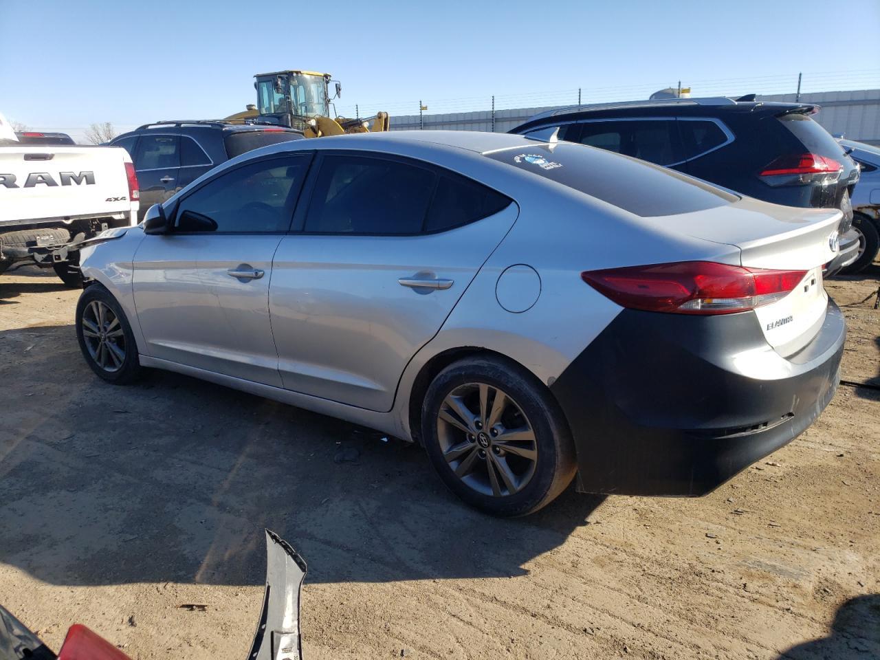 2018 HYUNDAI ELANTRA SE - Image 2