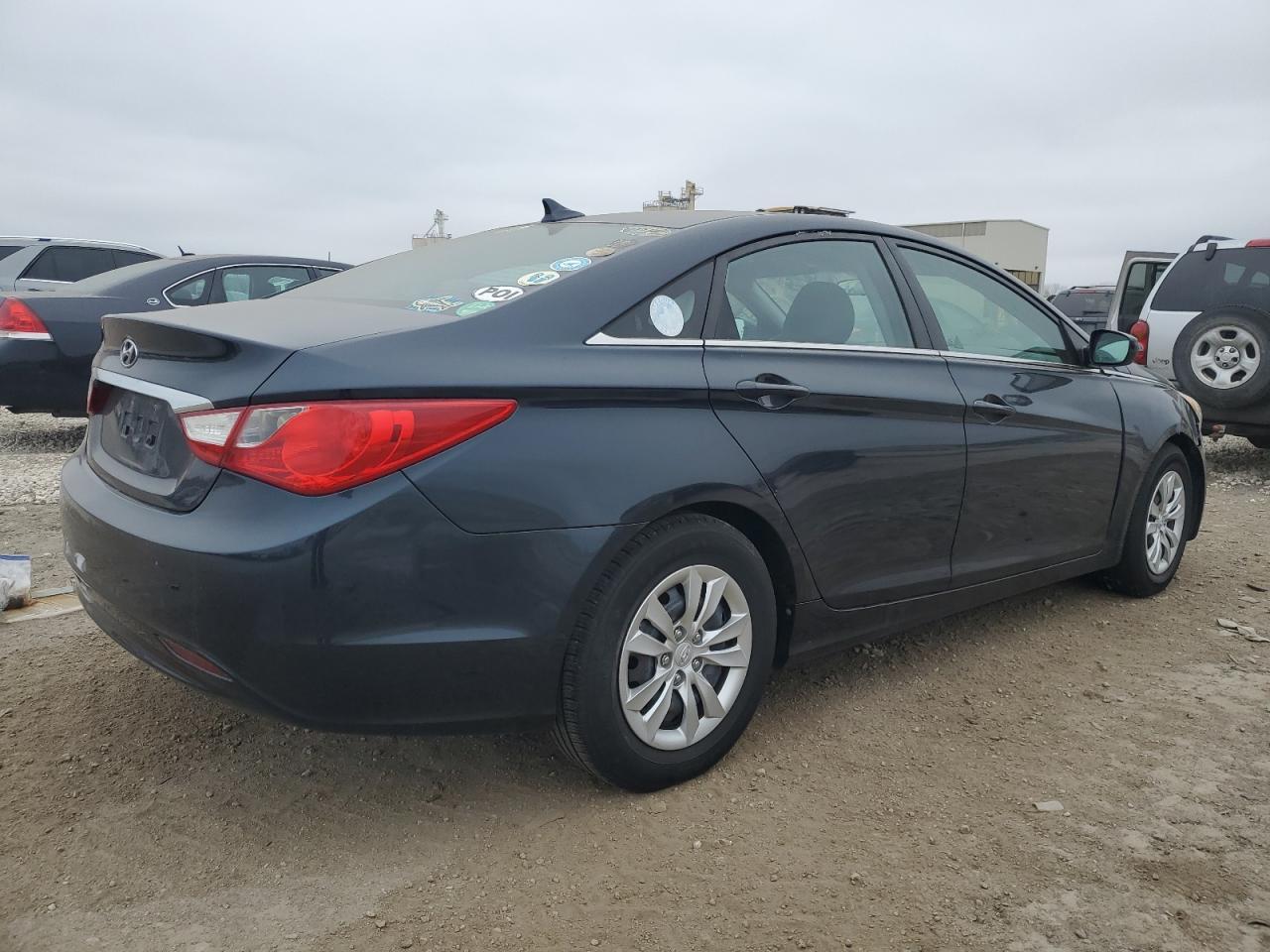 2011 HYUNDAI SONATA GLS - Image 3