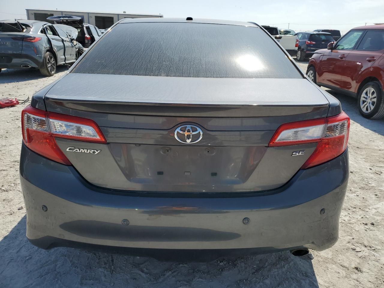 2014 TOYOTA CAMRY L - Image 6