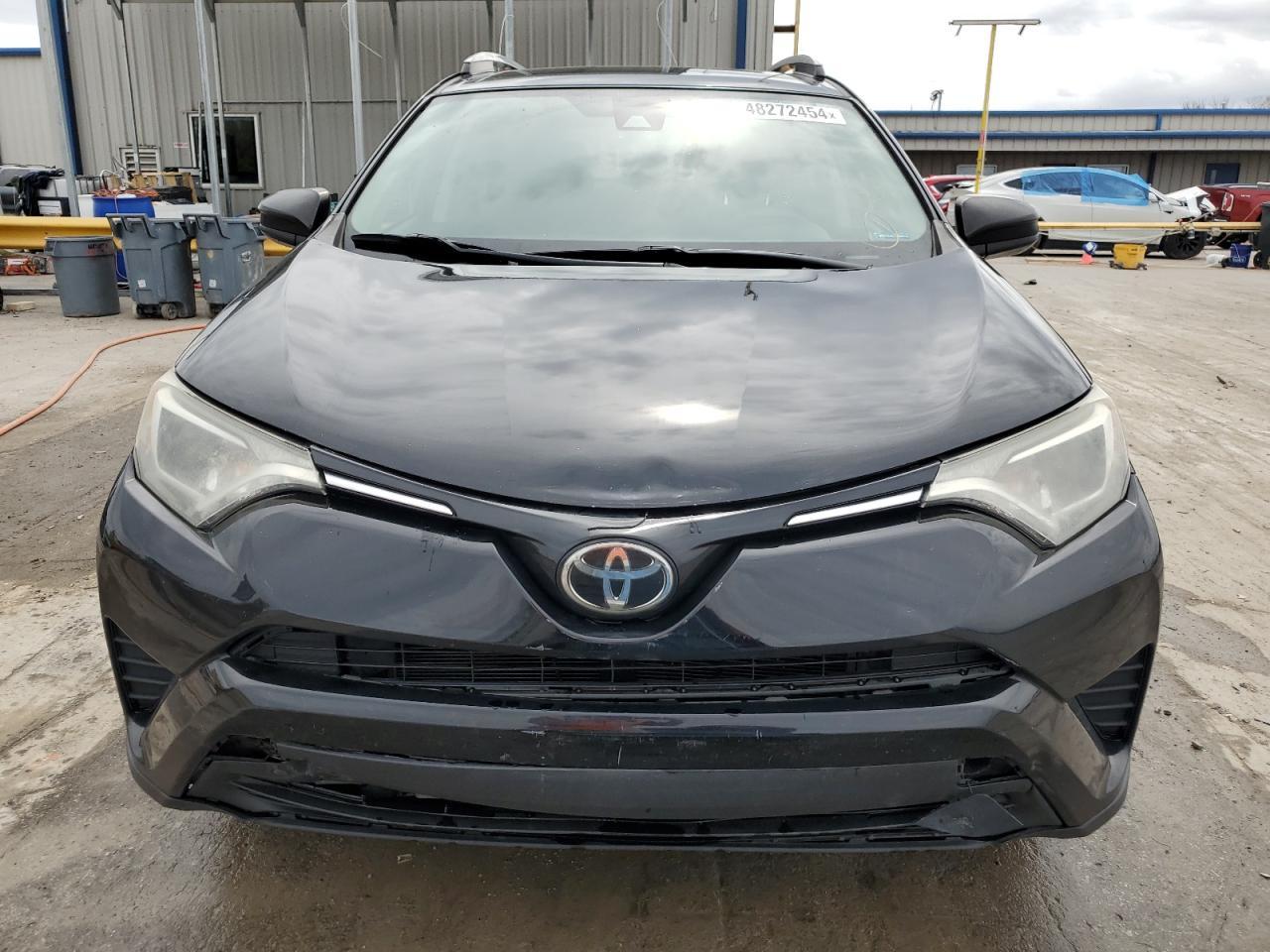 2017 TOYOTA RAV4 LE - Фото 5