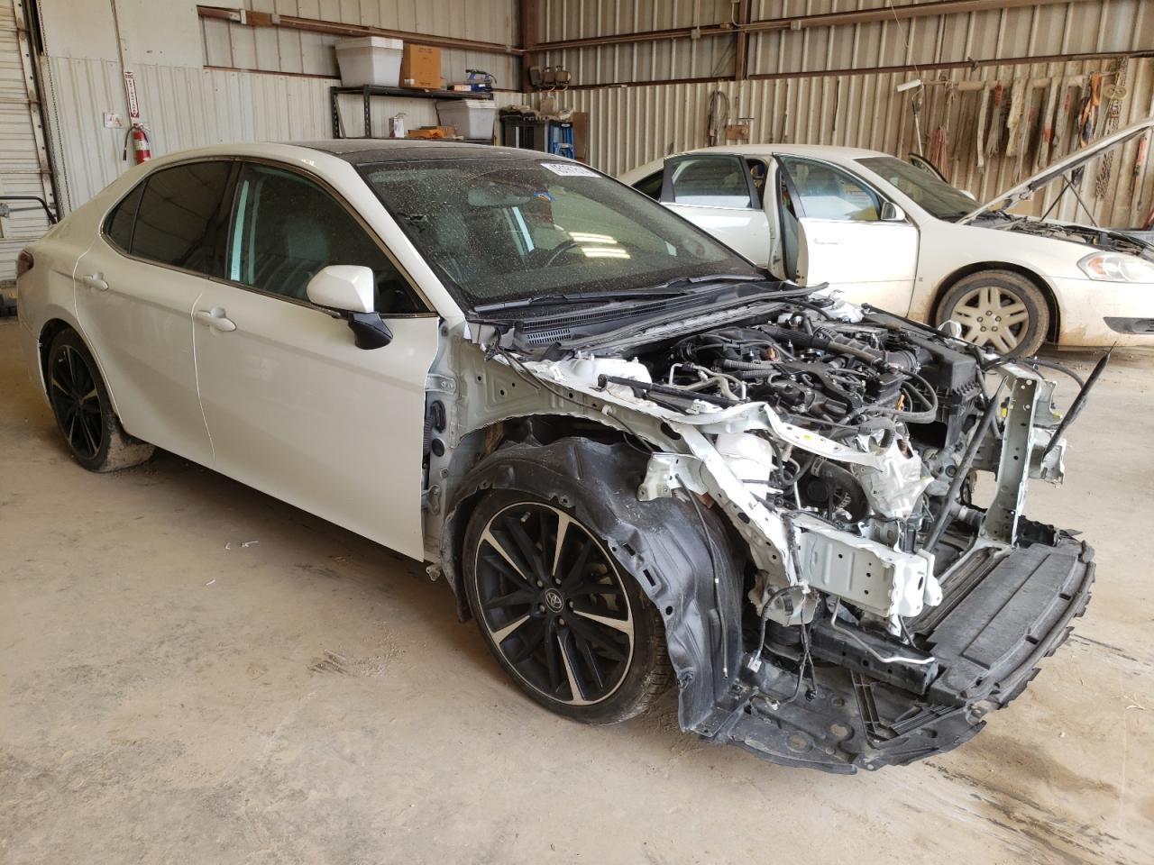 2019 TOYOTA CAMRY XSE - Фото 4