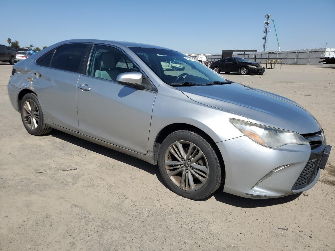 2016 TOYOTA CAMRY LE - Image 4