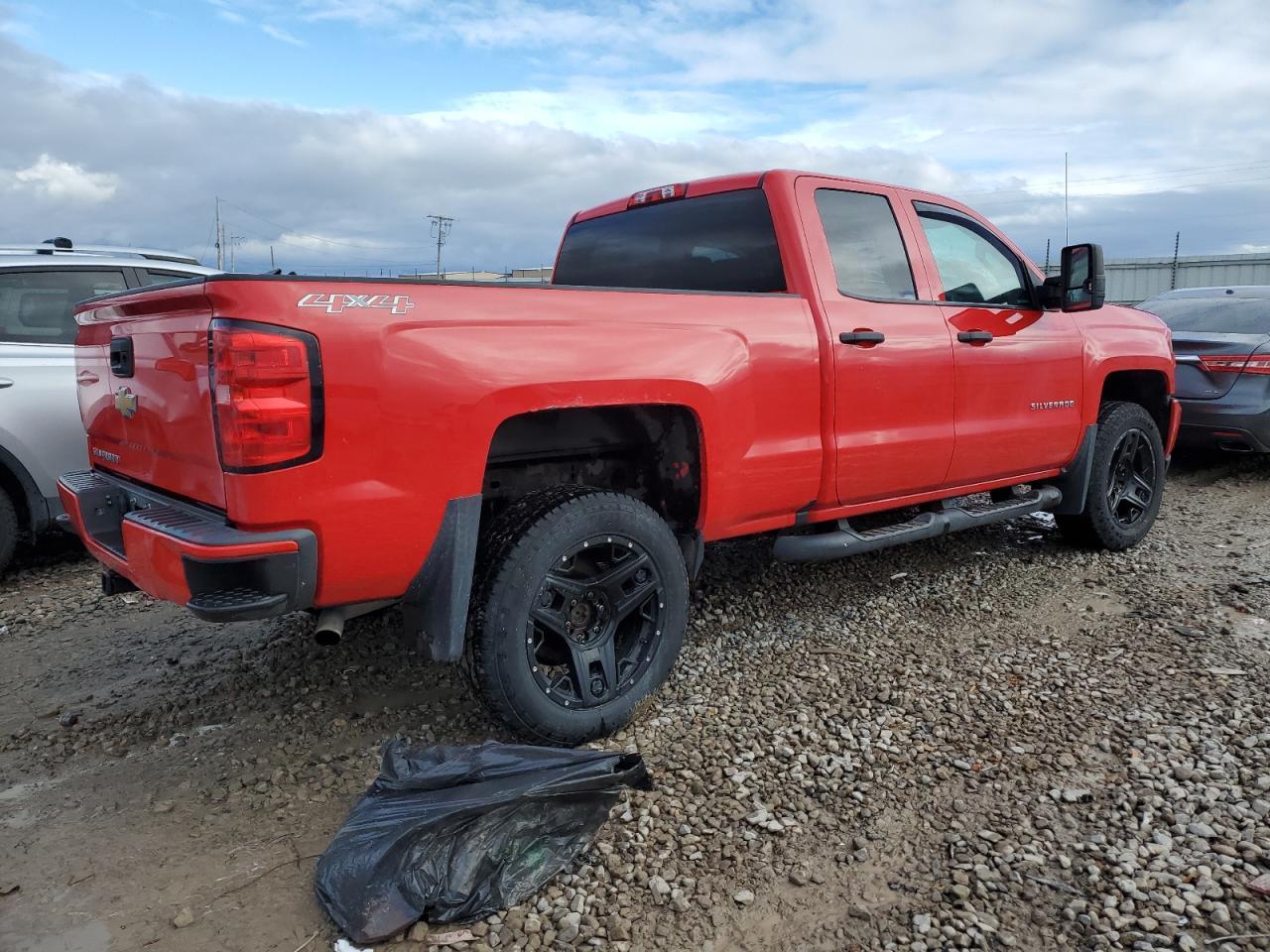 2016 CHEVROLET SILVERADO - Фото 3