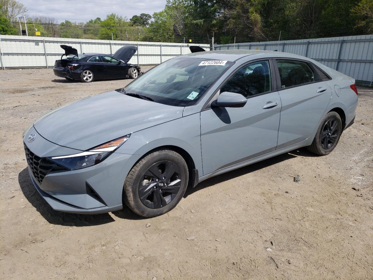 2022 HYUNDAI ELANTRA SE