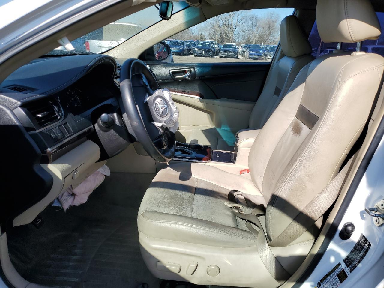 2014 TOYOTA CAMRY L - Image 7