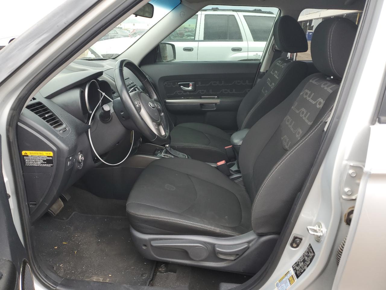 2013 KIA SOUL + - Image 7