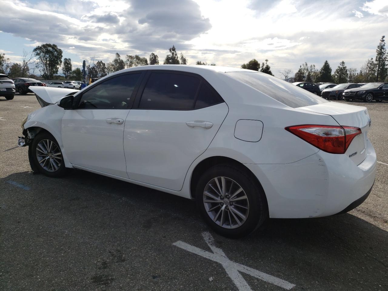 2014 TOYOTA COROLLA L - Фото 2