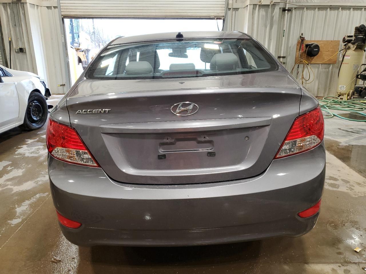 2014 HYUNDAI ACCENT GLS - Фото 6