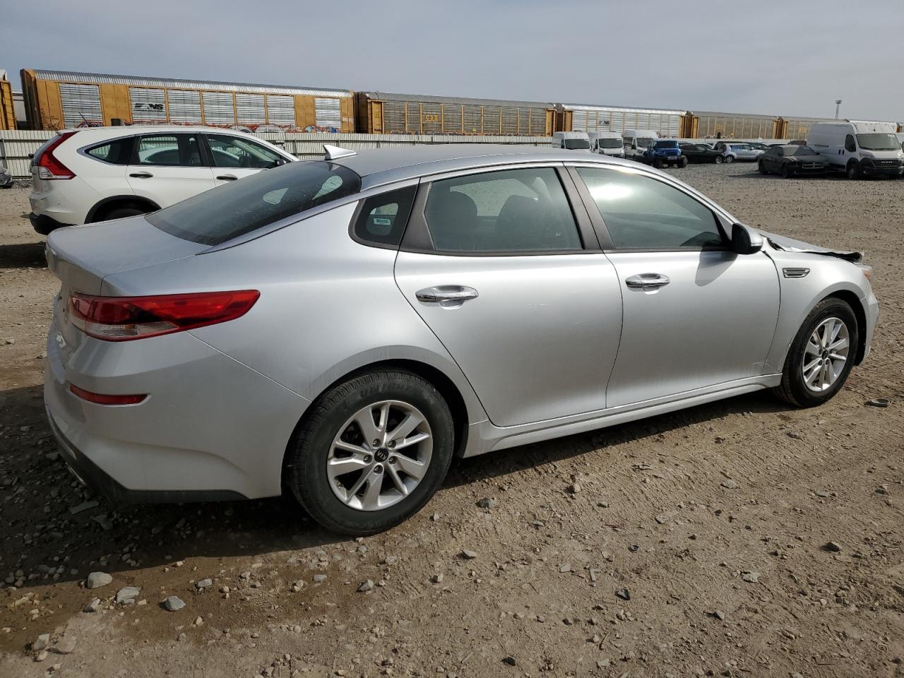 2019 KIA OPTIMA LX - Фото 3