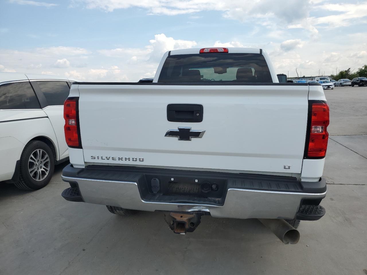 2018 CHEVROLET SILVERADO - Image 6