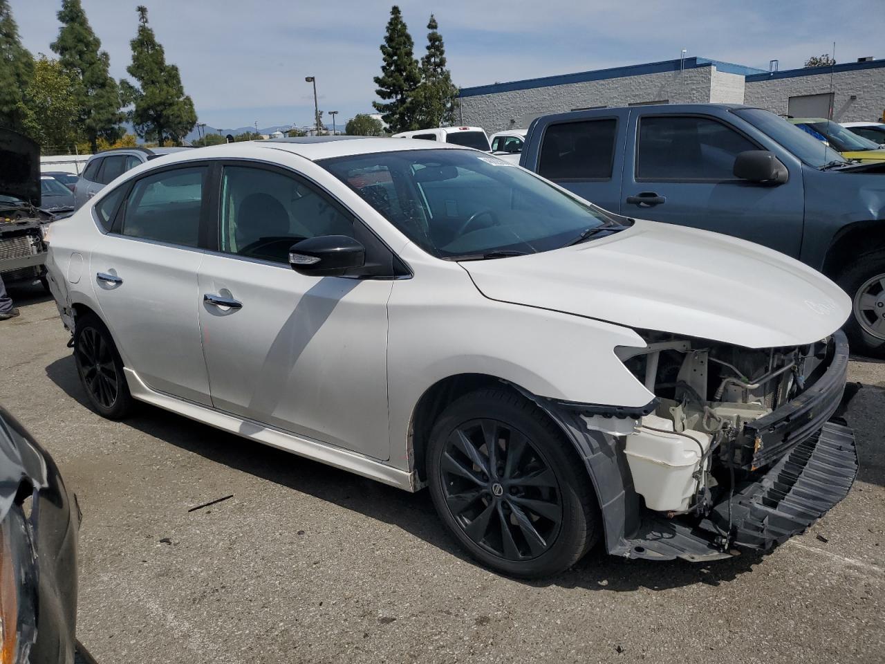 2017 NISSAN SENTRA SR - Фото 4