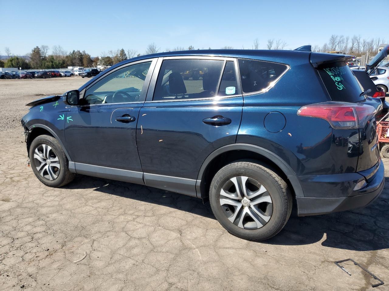 2018 TOYOTA RAV4 LE - Image 2