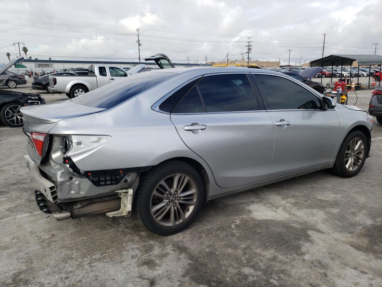 2017 TOYOTA CAMRY LE - Image 3