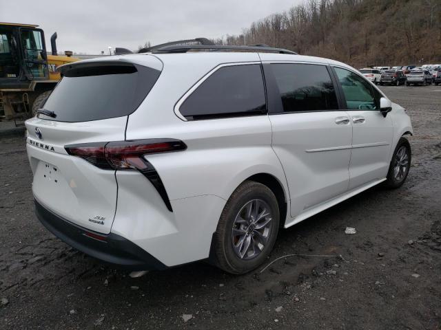 2023 Toyota Sienna Xle - Image 3