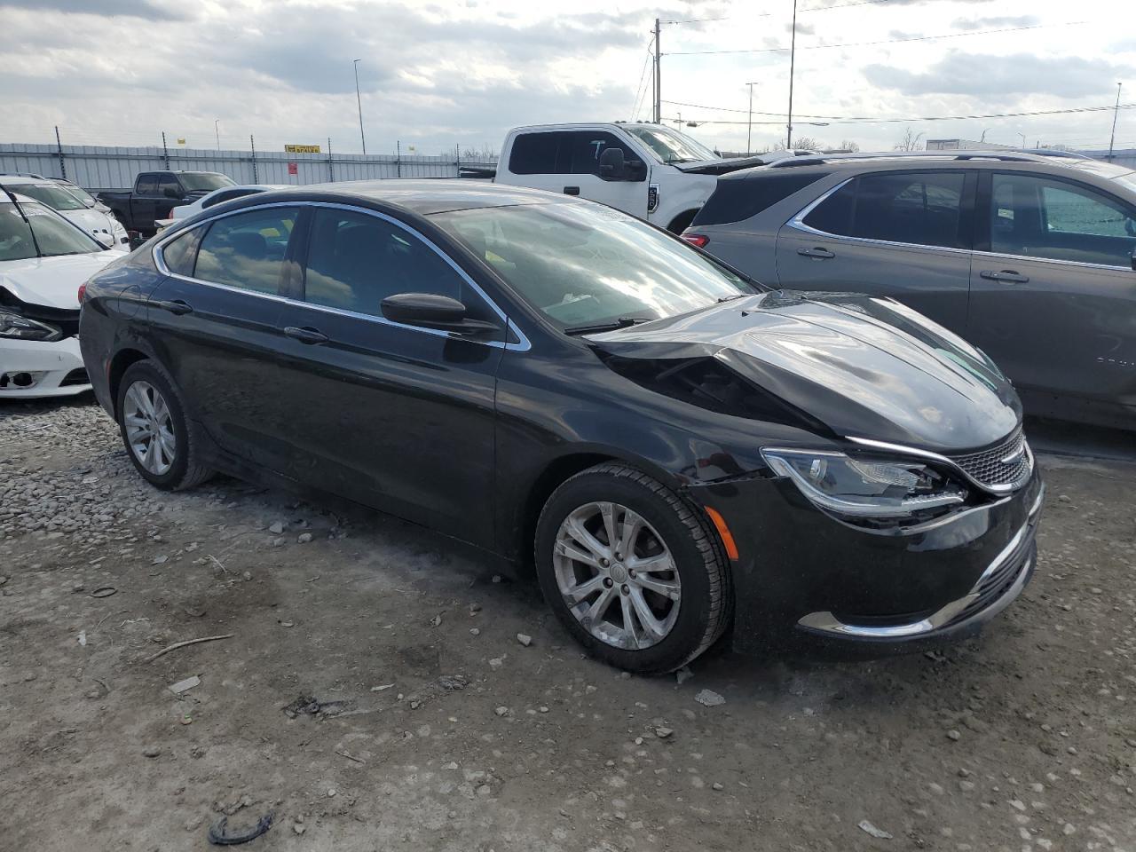 2015 CHRYSLER 200 LIMITE - Image 4