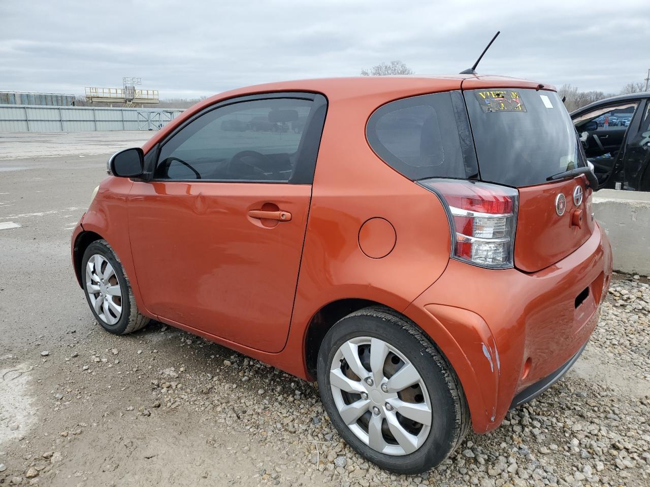 2012 TOYOTA SCION IQ - Фото 2