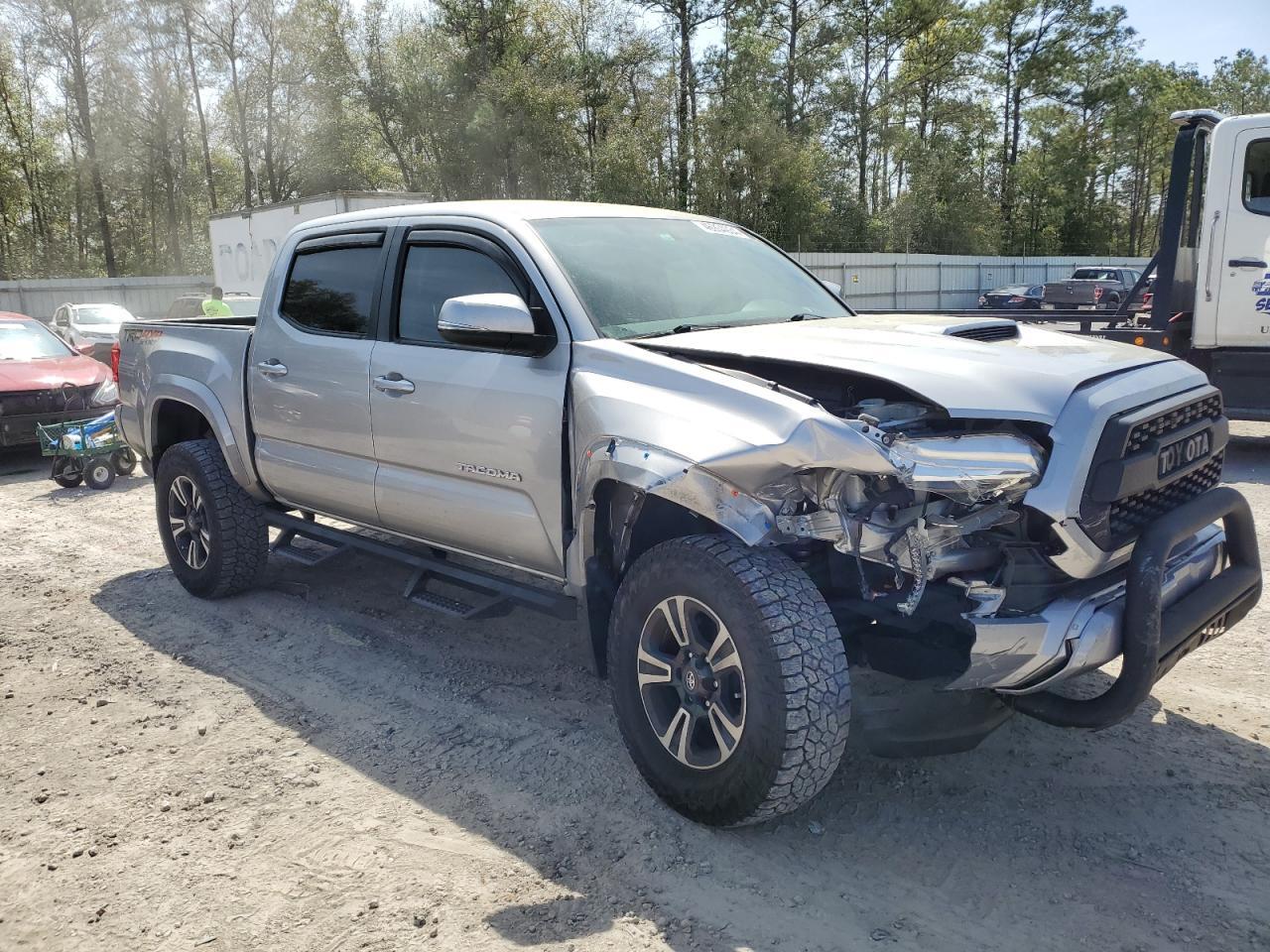 2017 TOYOTA TACOMA DOU - Фото 4