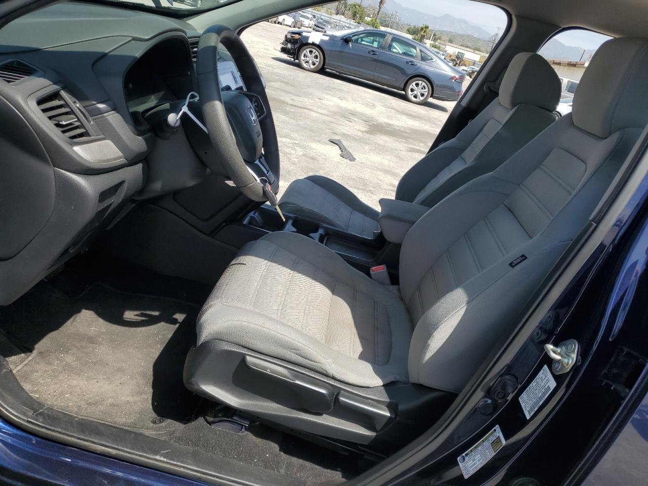 2017 HONDA CR-V LX - Фото 7