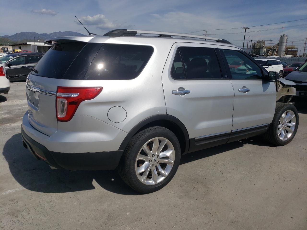 2013 FORD EXPLORER X - Image 3