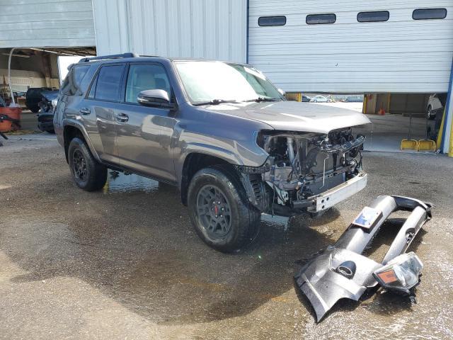 2018 Toyota 4Runner Sr5/Sr5 Premium - Image 4