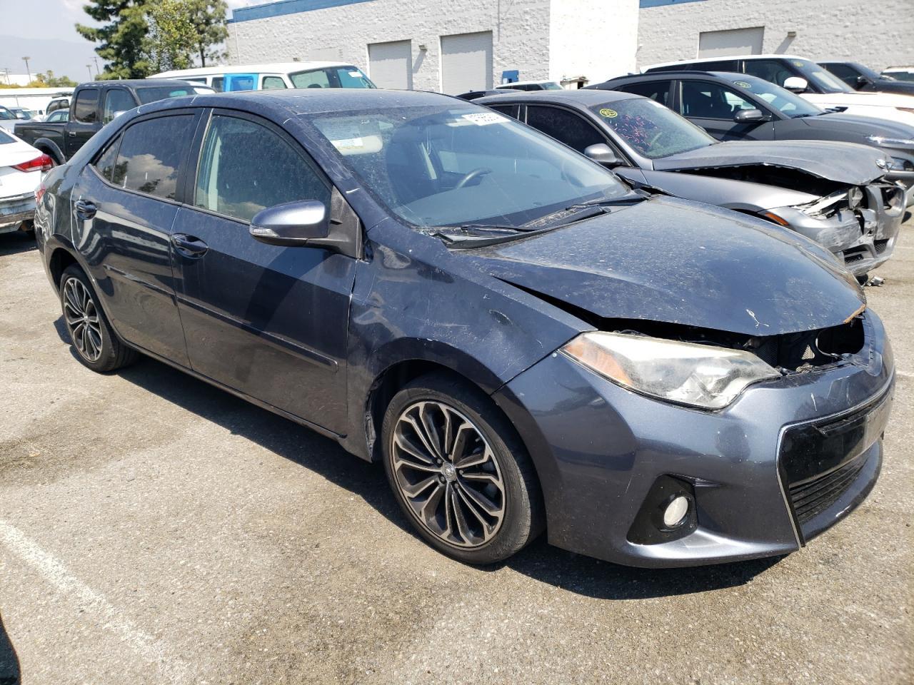 2015 TOYOTA COROLLA L - Фото 4