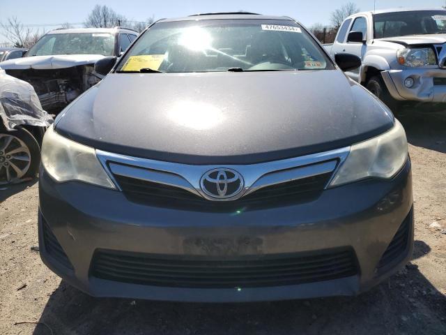 2012 Toyota Camry Base - Фото 5