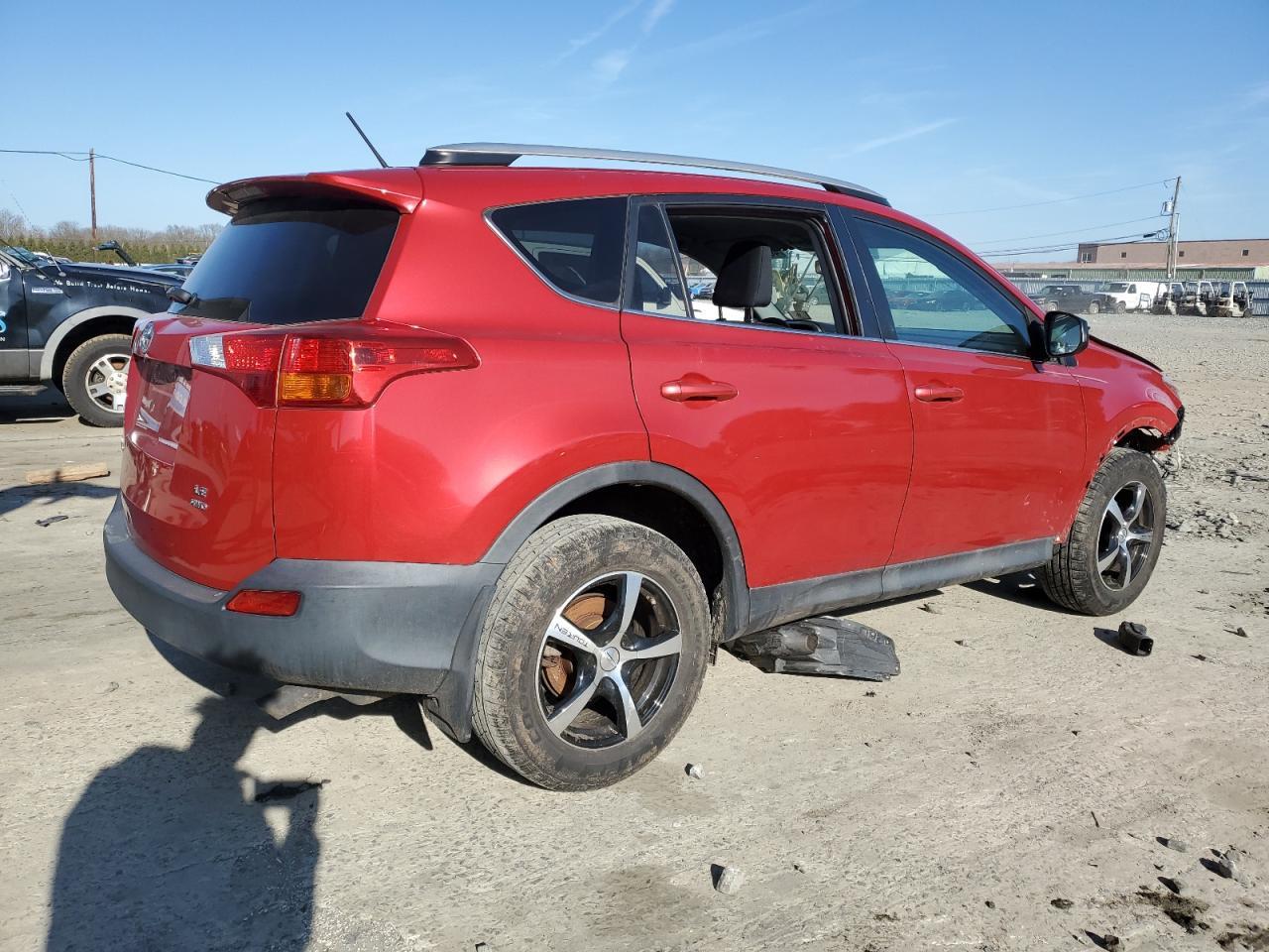 2015 TOYOTA RAV4 LE - Image 3