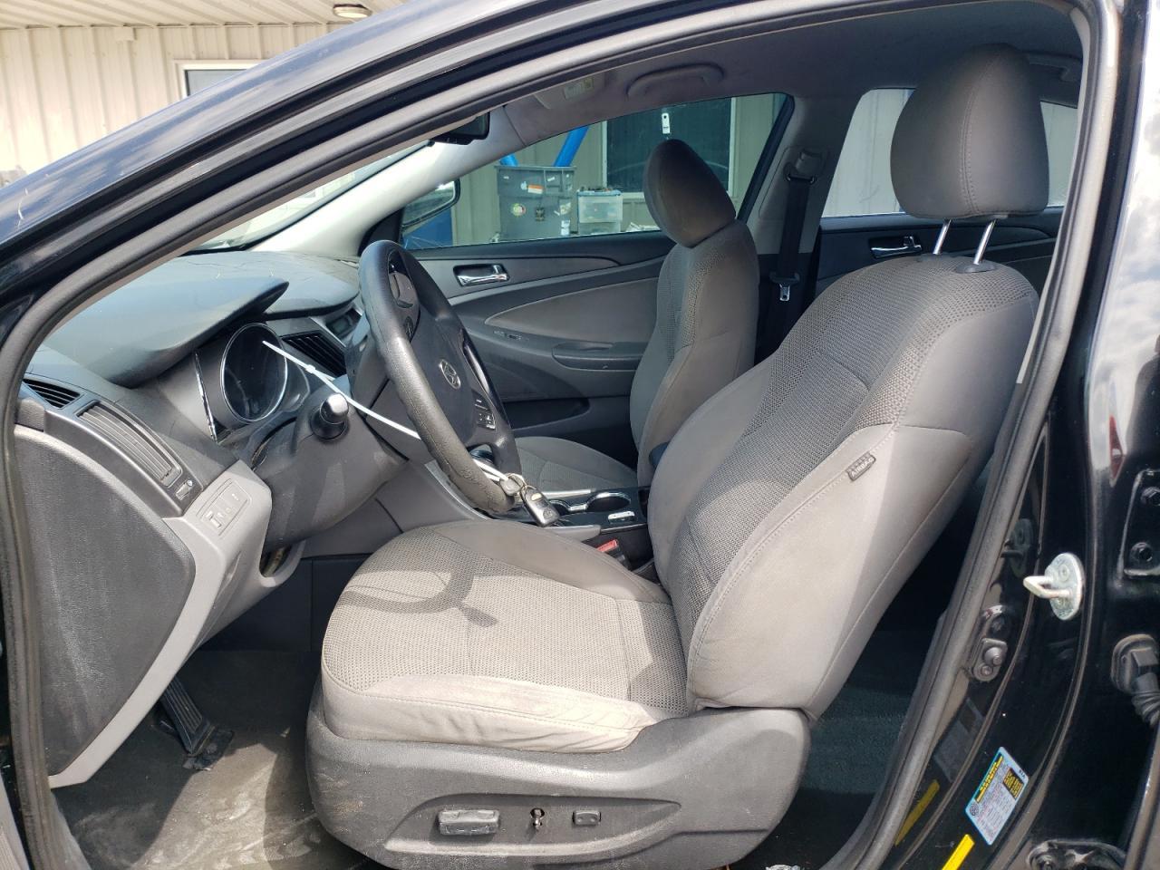 2013 HYUNDAI SONATA GLS - Image 7
