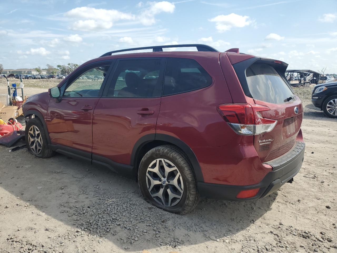 2021 SUBARU FORESTER P - Фото 2