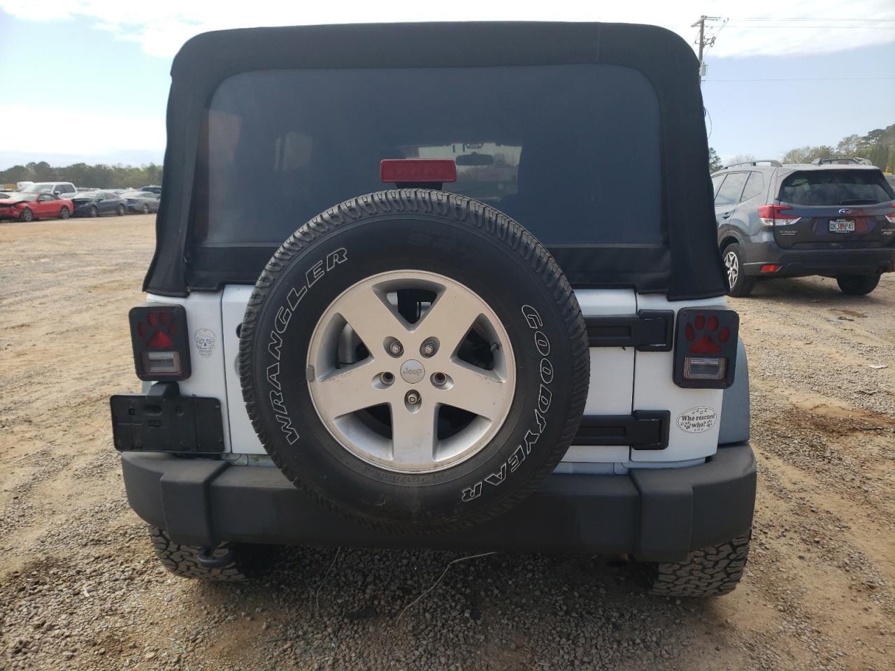2012 JEEP WRANGLER U - Image 6