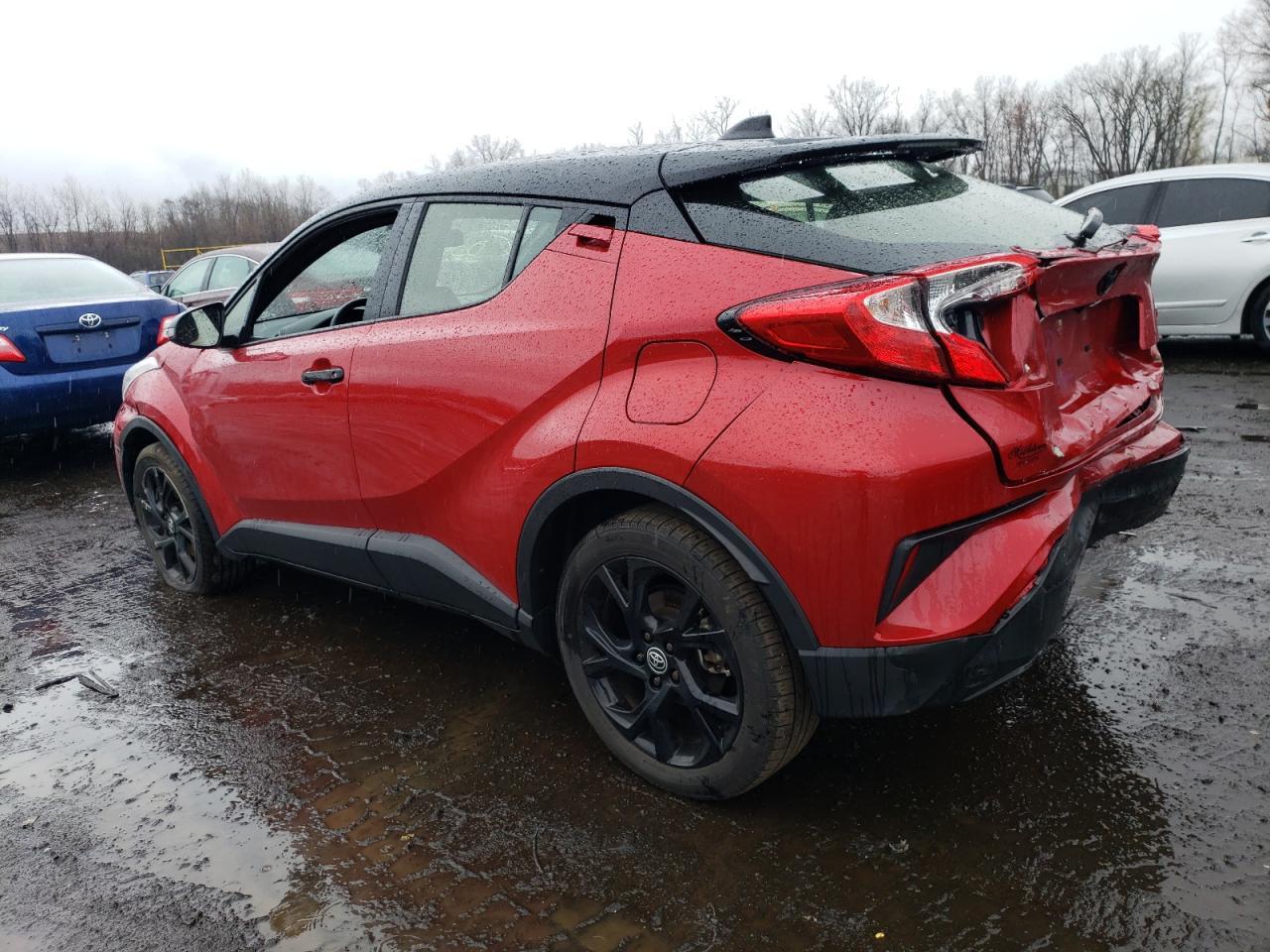 2022 TOYOTA C-HR XLE - Фото 2