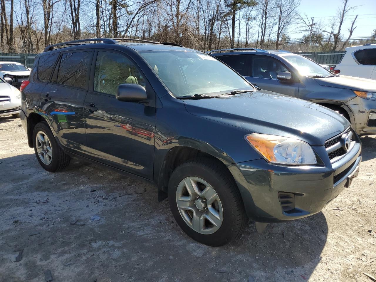 2011 TOYOTA RAV4 - Image 4
