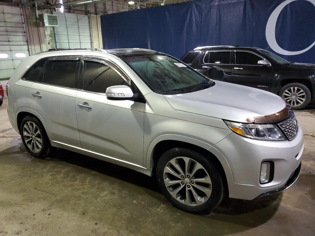 2015 KIA SORENTO SX - Image 4