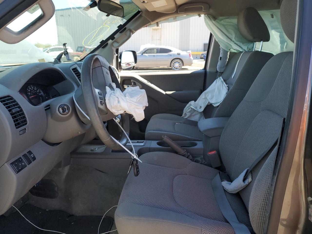 2016 NISSAN FRONTIER S - Фото 7