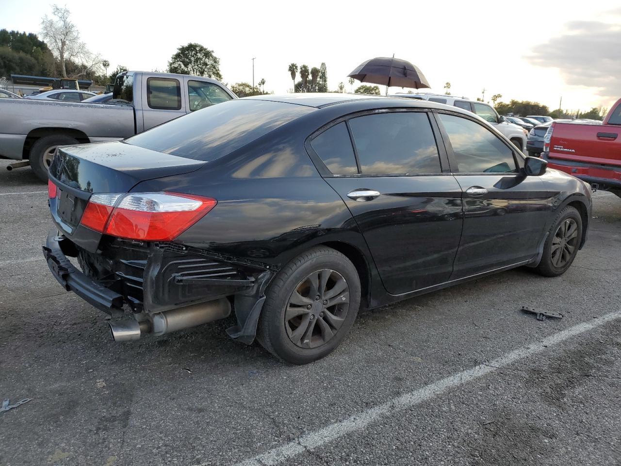 2014 HONDA ACCORD LX - Image 3