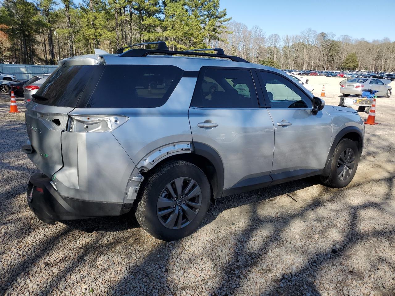 2024 NISSAN PATHFINDER - Фото 3