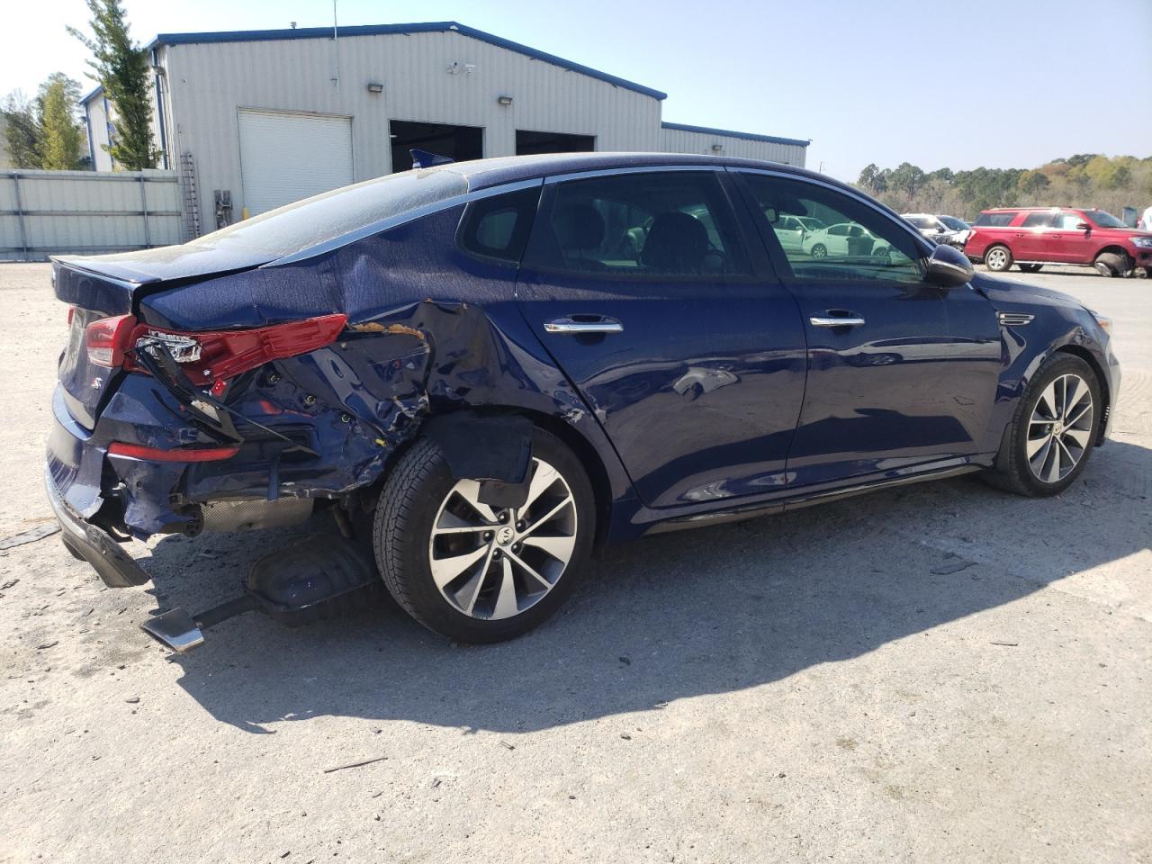 2019 KIA OPTIMA LX - Фото 3