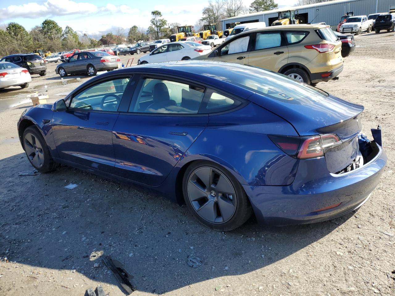 2022 TESLA MODEL 3 - Image 2