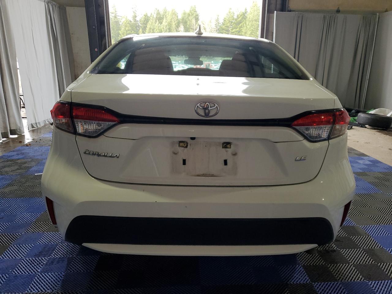 2022 TOYOTA COROLLA LE - Фото 6
