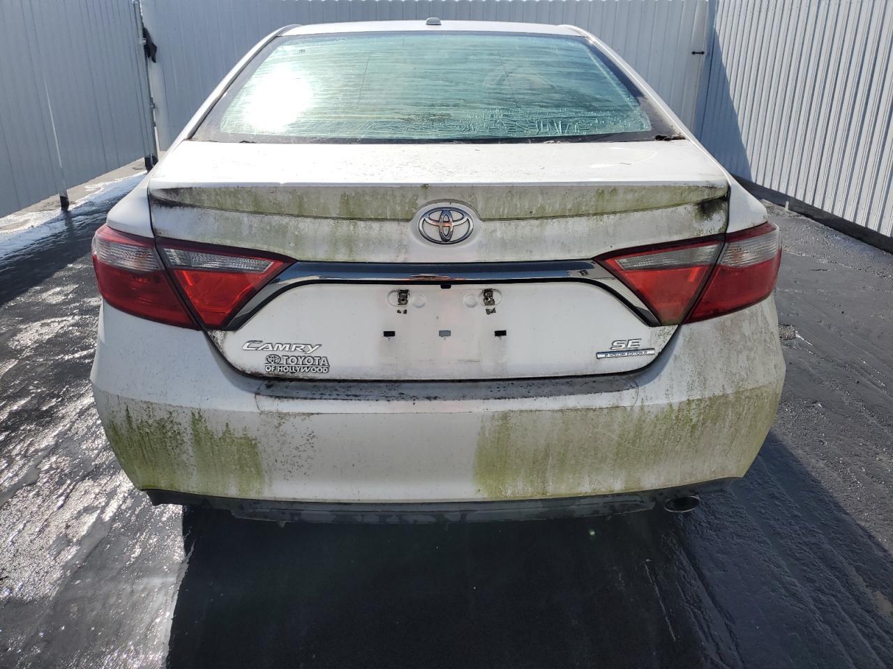 2016 TOYOTA CAMRY LE - Фото 6