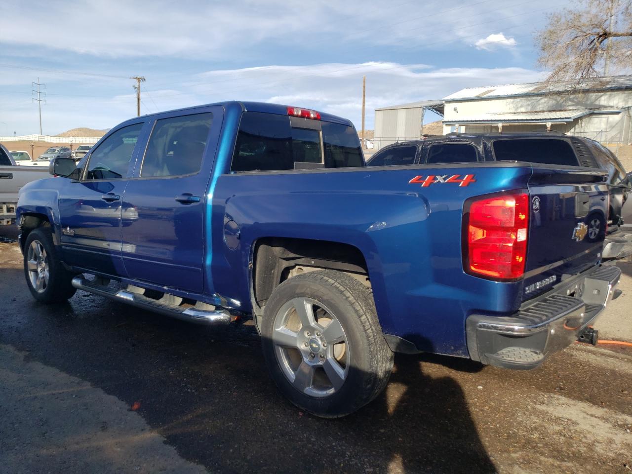 2018 CHEVROLET SILVERADO - Image 2