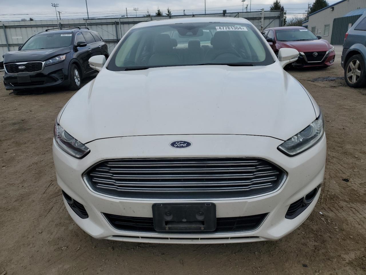 2013 FORD FUSION SE - Image 5