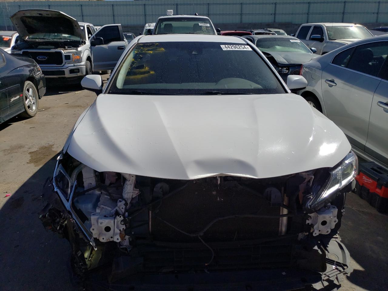 2018 TOYOTA CAMRY LE - Image 5