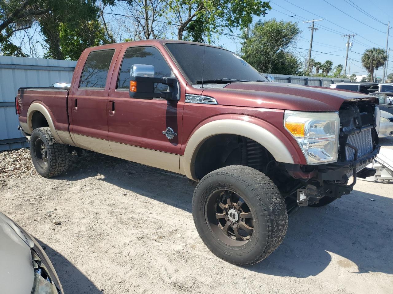 2012 FORD F250 SUPER - Image 4